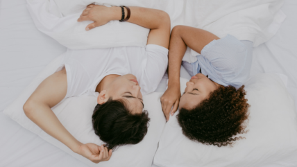 Serenity and Parenthood: Parenting Tips for Better Sleep and Relaxation Couple sleeping in bed
