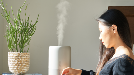 woman with humidifier