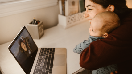 mom with baby video call, A Pediatrician’s Guide to Welcoming Your Newborn Home with Boundaries